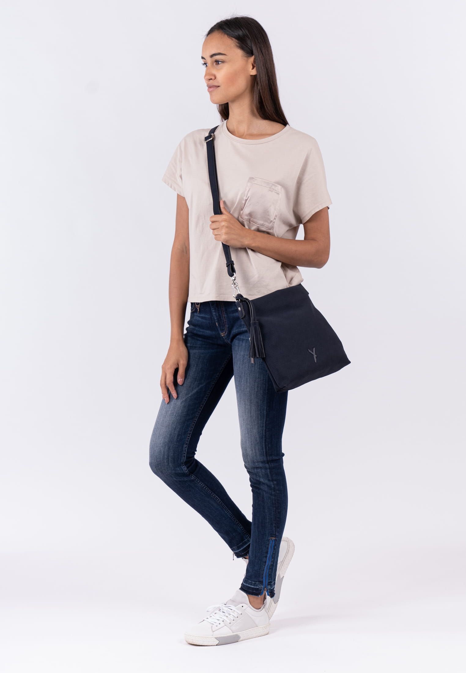 12402500_02 SURI FREY Umhängetasche Romy Basic Blau 12402500 blue 500