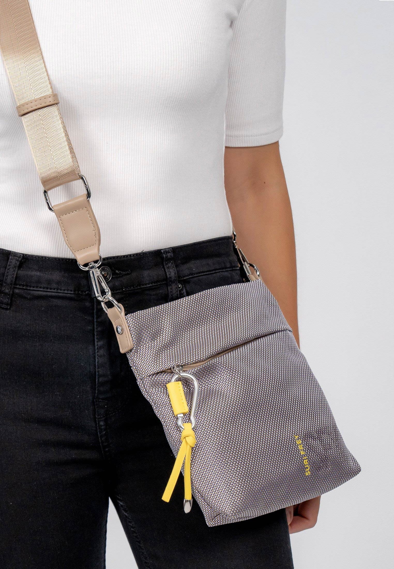 18023420_03 SURI FREY Umhängetasche SURI Sports Marry Beige 18023420 sand 420