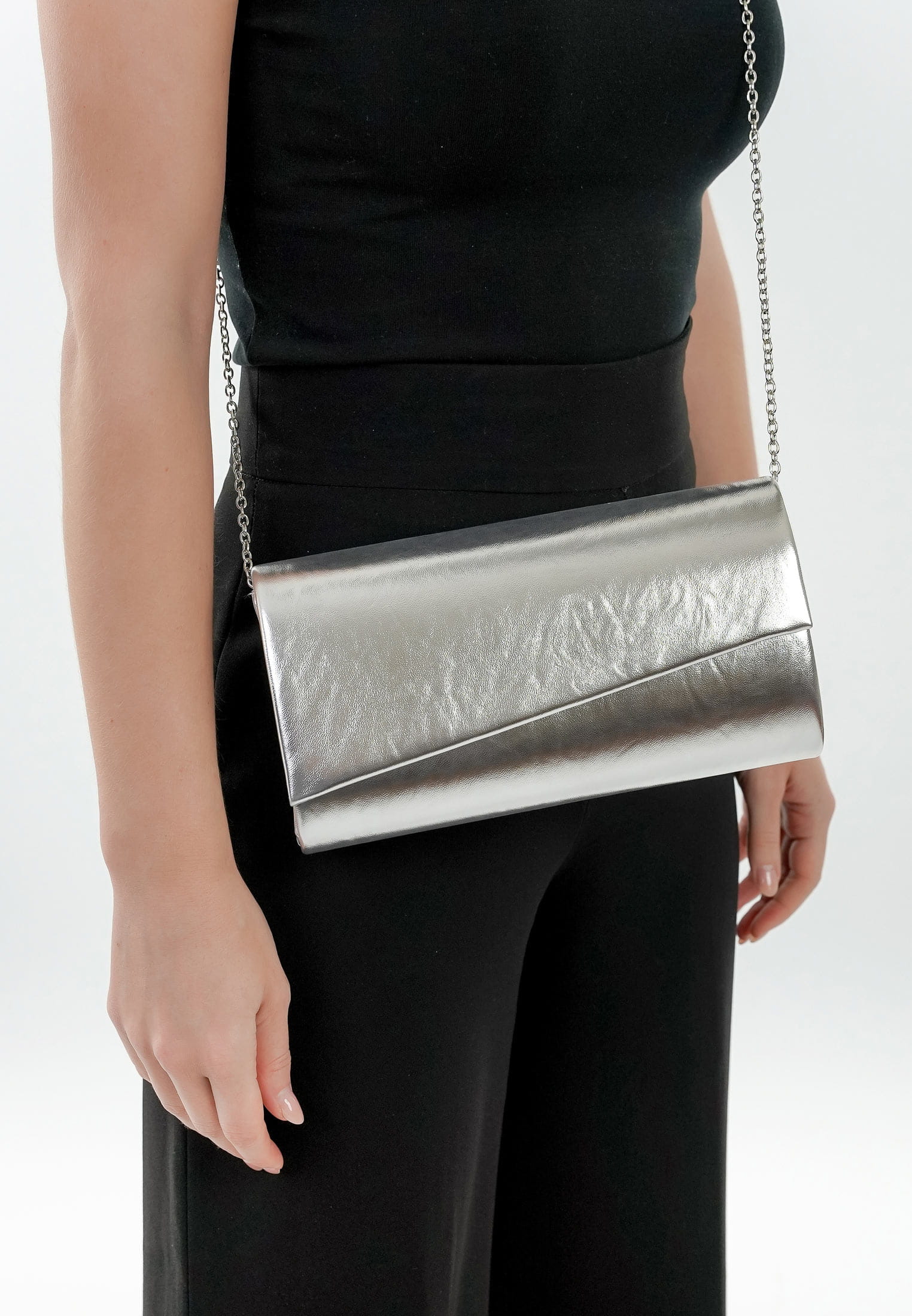 32812830_04 Tamaris Clutch TAS Amalia Silber 32812830 silver 830
