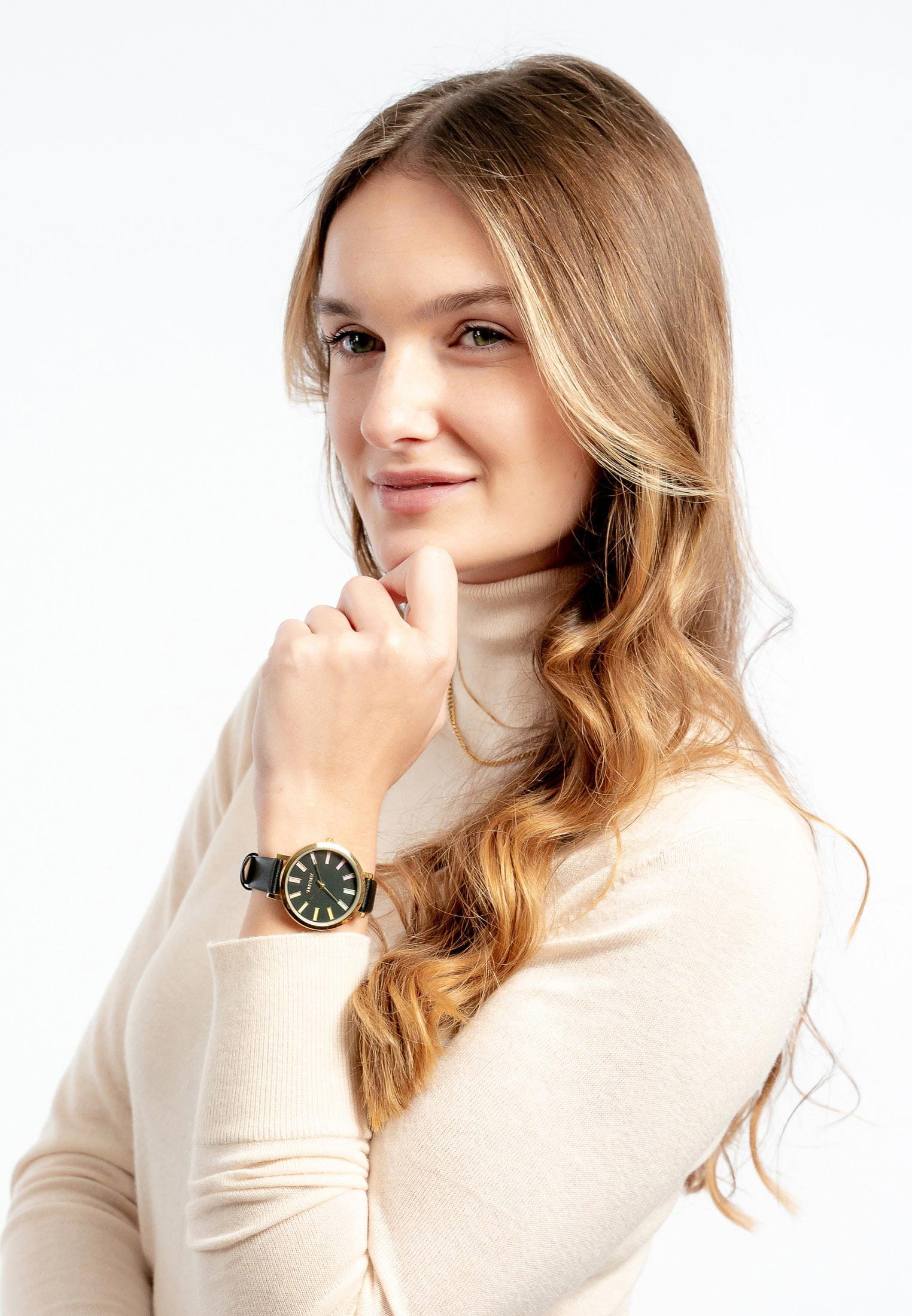 6055_04 SURI FREY Damenuhr Cindy Schwarz 6055 schwarz gold