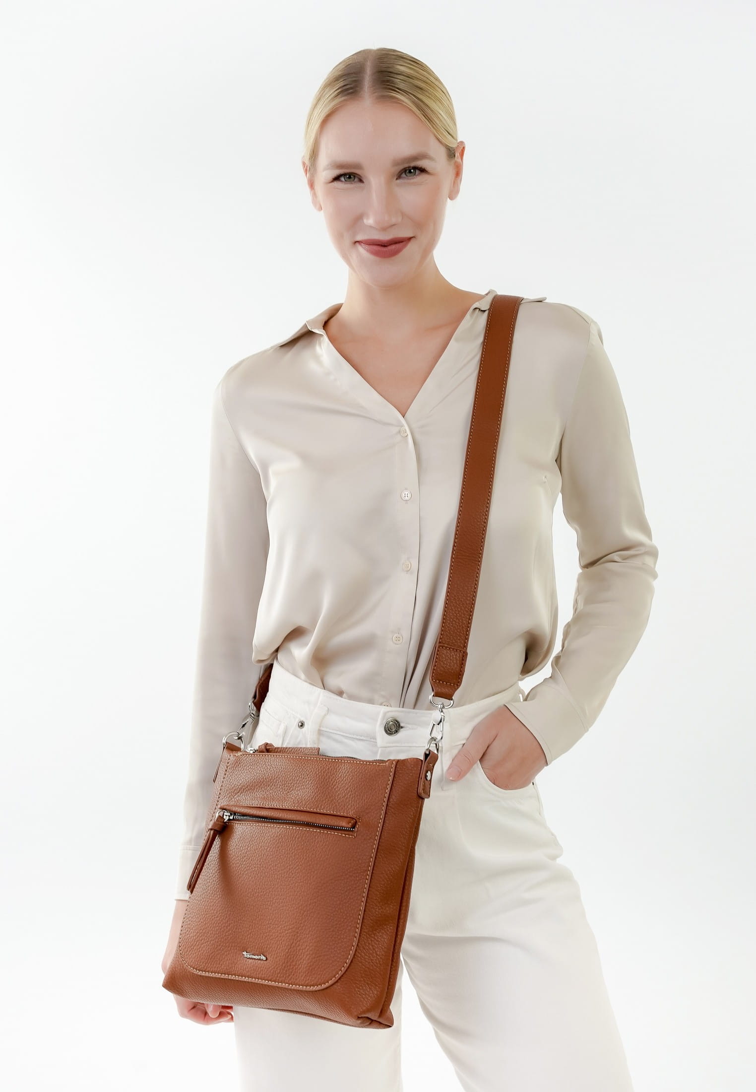 Tamaris Umhängetasche TAS Anuschka Braun 33111700 cognac 700