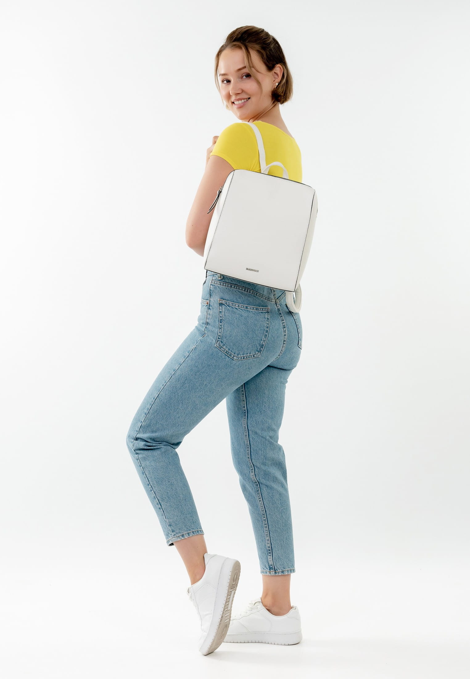 64357300_02 EMILY & NOAH Rucksack E&N Ella mittel Weiß 64357300 white 300