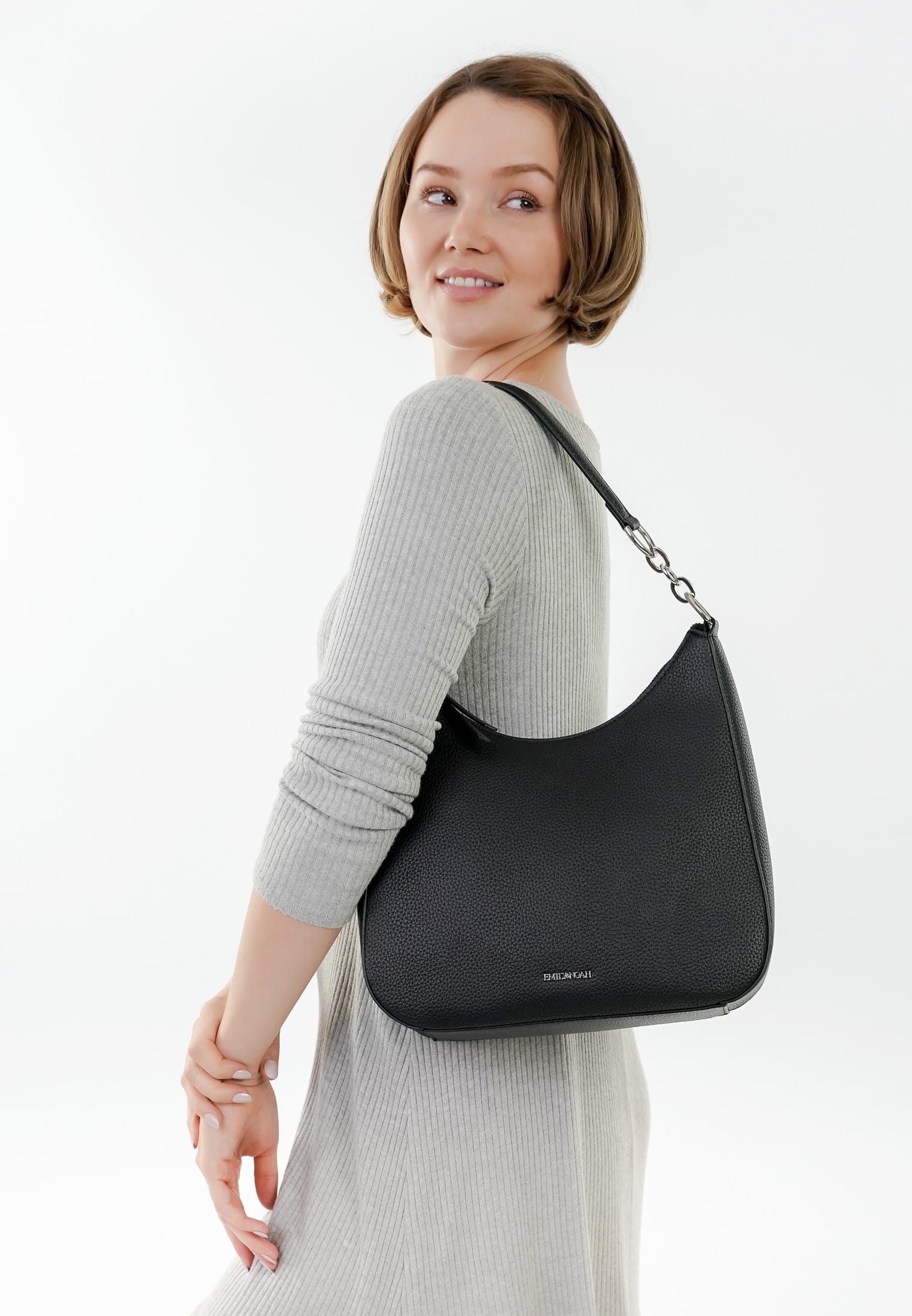 64354100_03 EMILY & NOAH Beutel E&N Ella mittel Schwarz 64354100 black 100