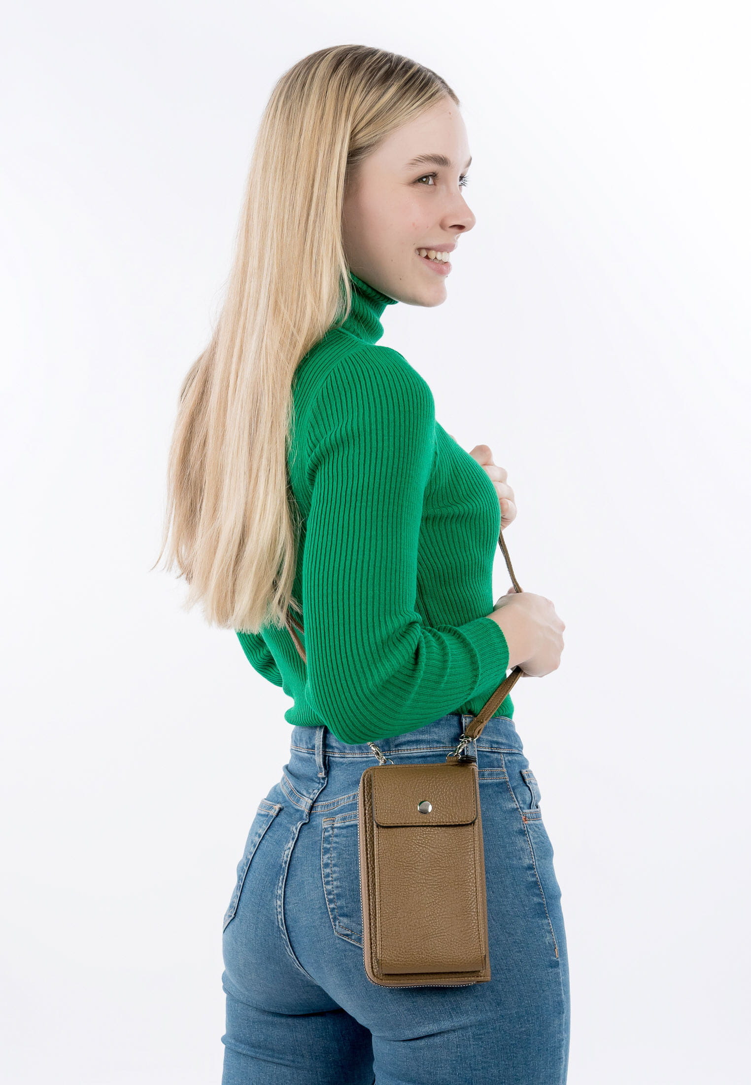 EMILY & NOAH Handyetui E&N Emma Braun 62483952 darkmud 952