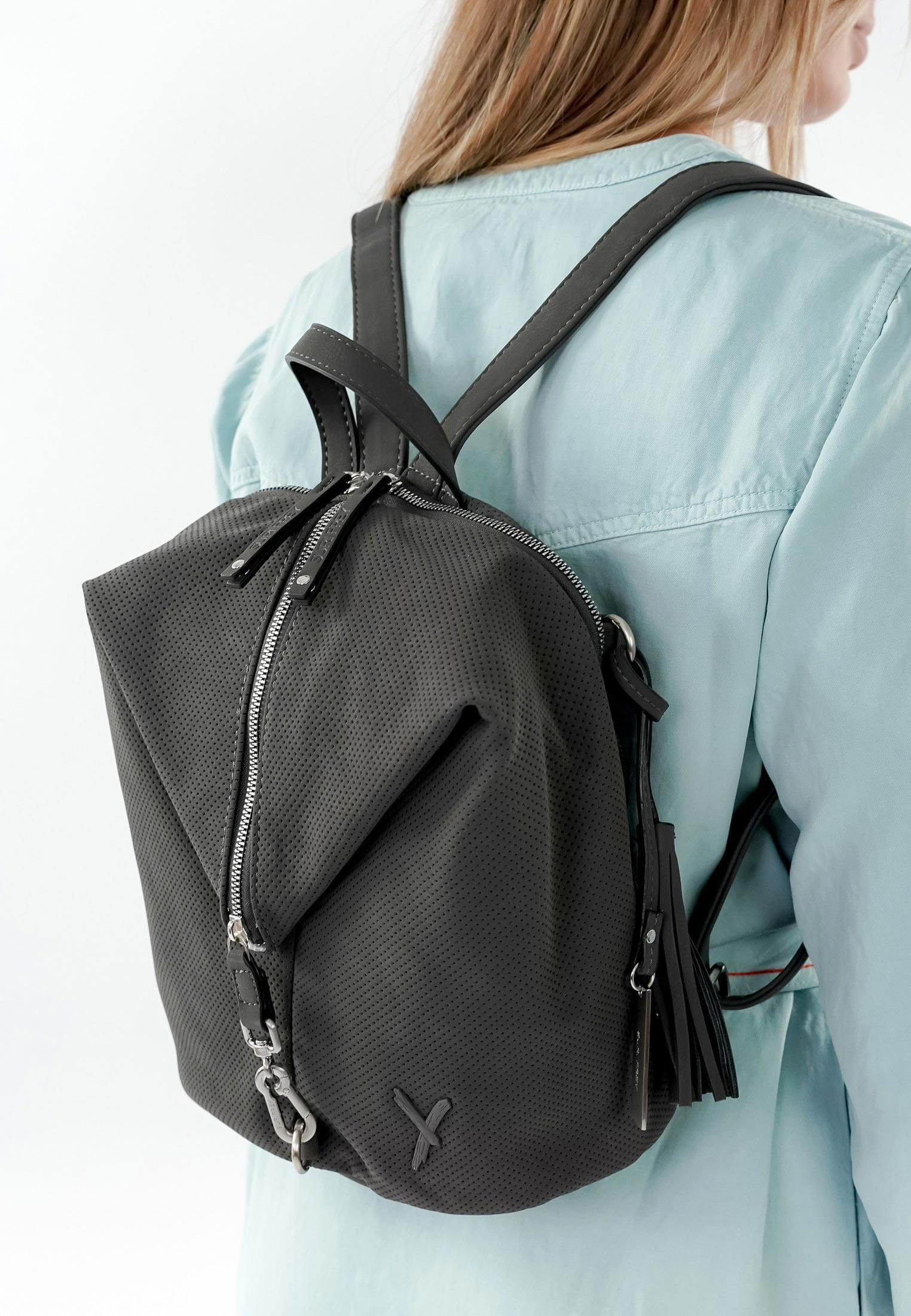 12405840_04 SURI FREY Rucksack SFY Romy mittel Grau 12405840 darkgrey 840