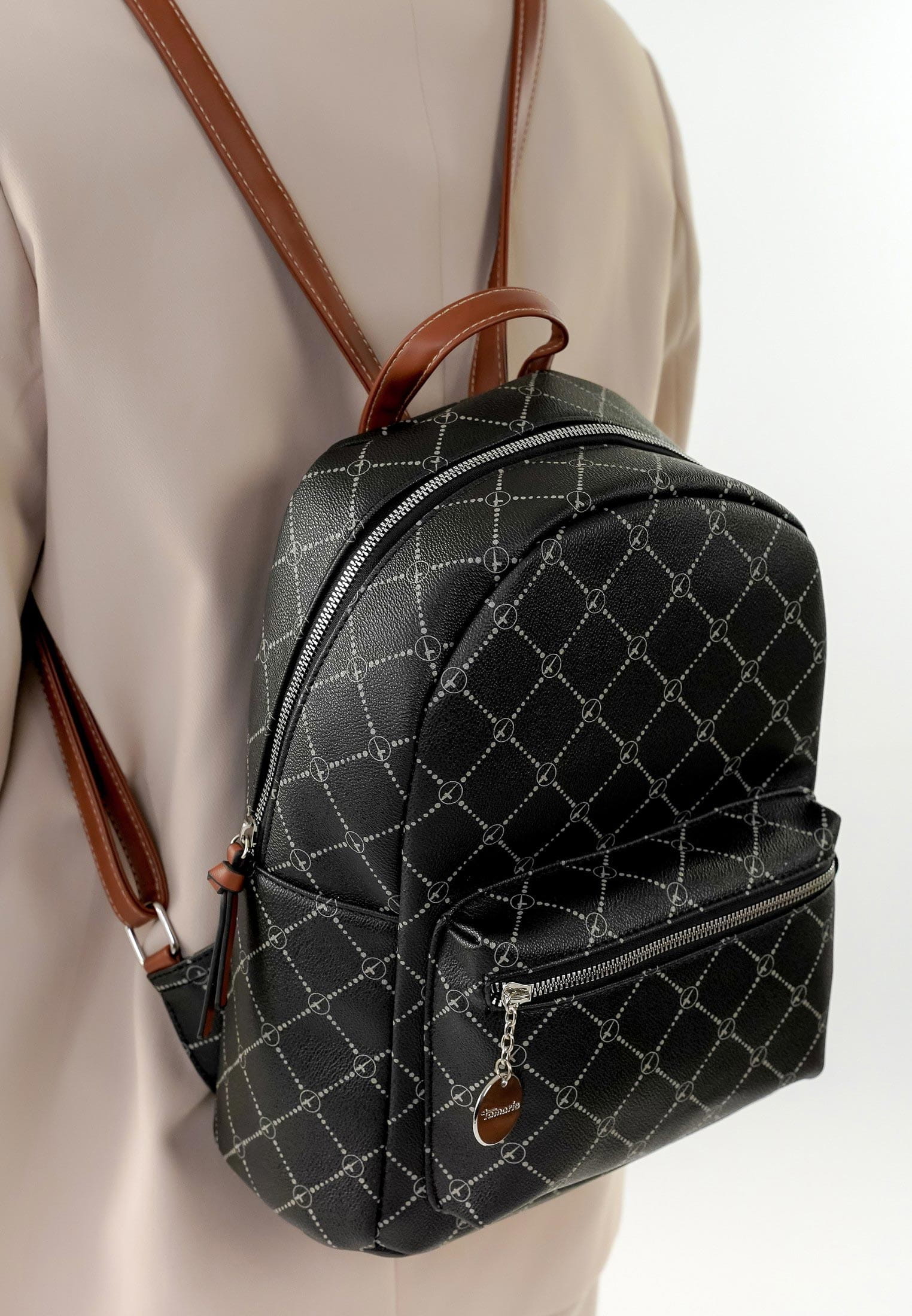 30111100_04 Tamaris Rucksack Anastasia groß Schwarz 30111100 black 100