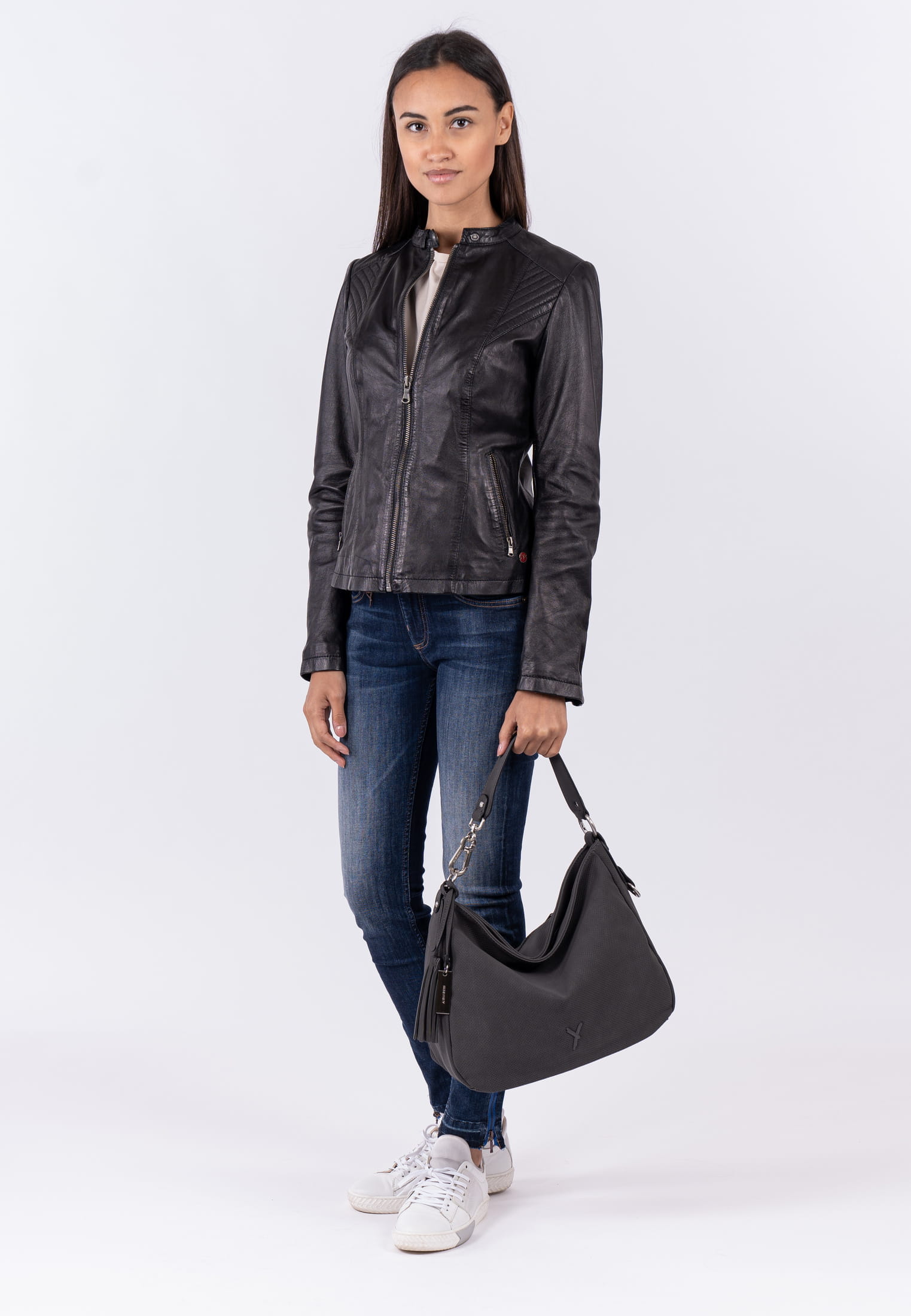 12403840_02 SURI FREY Beutel Romy Basic mittel Grau 12403840 darkgrey 840