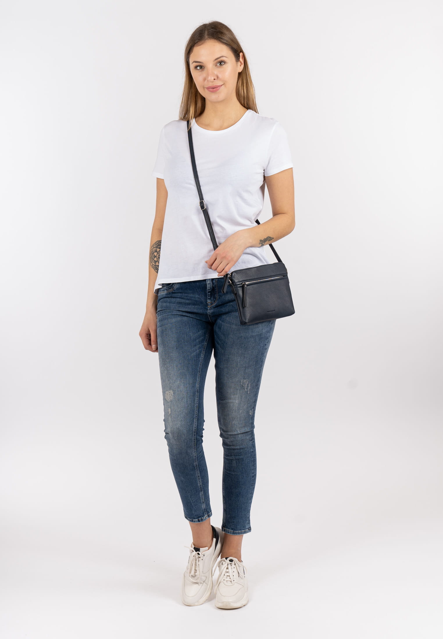 EMILY & NOAH Umhängetasche Emma mittel Blau 62484500 blue 500
