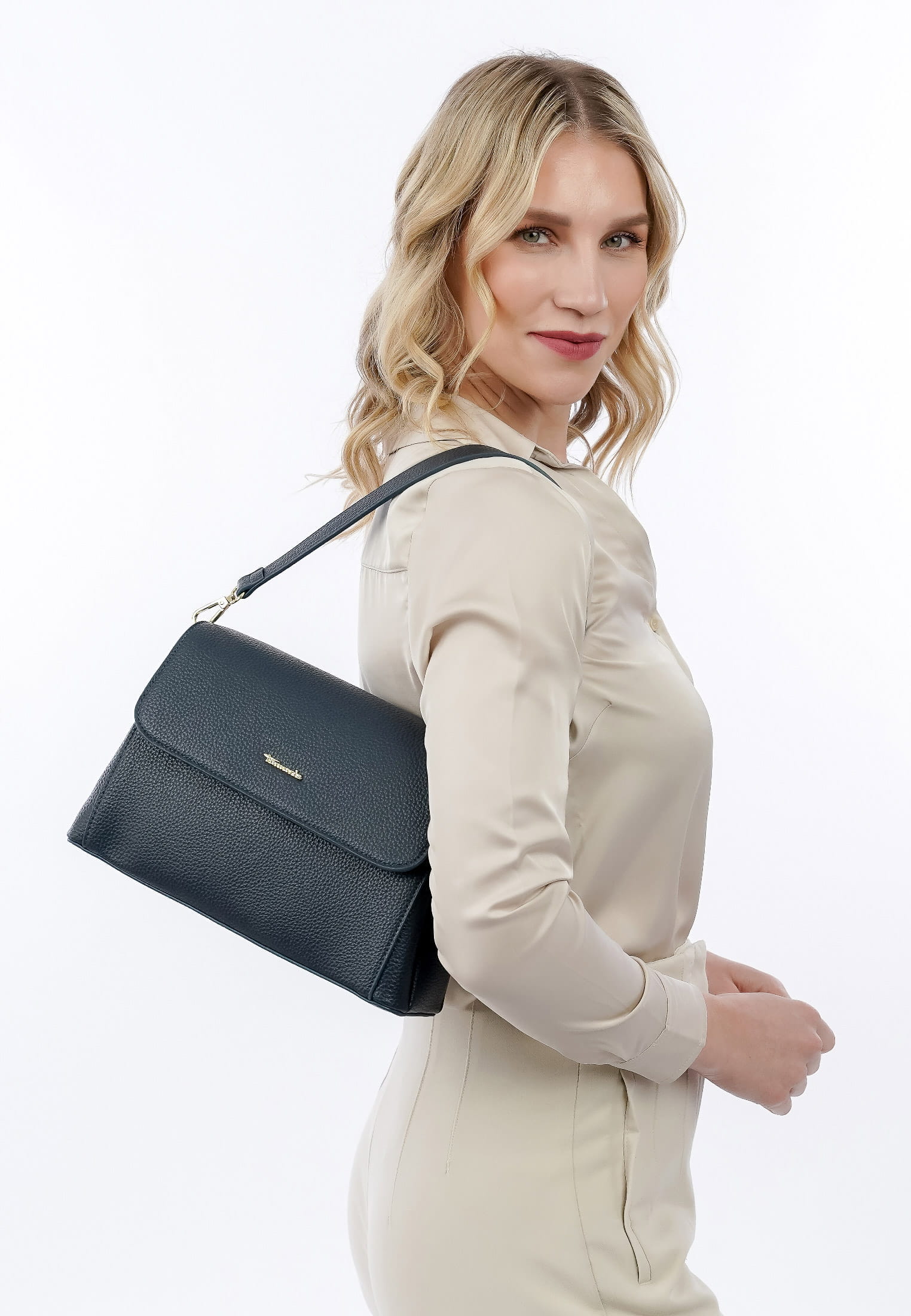 Tamaris Umhängetasche TAS Astrid mittel Blau 33073500 blue 500